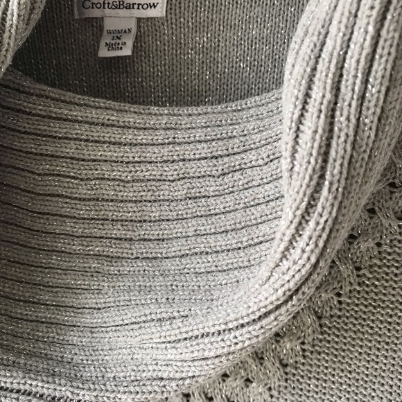 Croft & Barrow long silver cowl neck sweat…size 1X - Picture 4 of 8